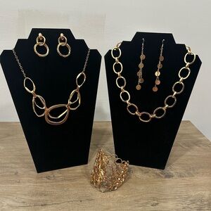 Paparazzi 5 Pc Gold Necklace and Earring Set